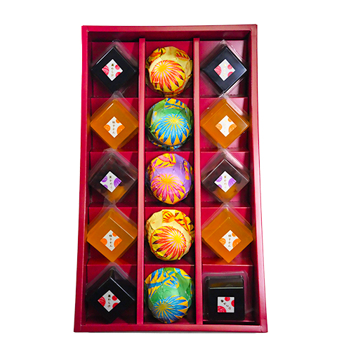 ☆全力推し活セット_29☆ 水彩色鉛筆 24色、生菓子詰合せ(15個入り)、シャボンフラワー、他